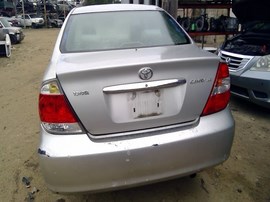 2005 TOYOTA CAMRY, SILVER, LE MODEL, 2.4L, AT. Z26295